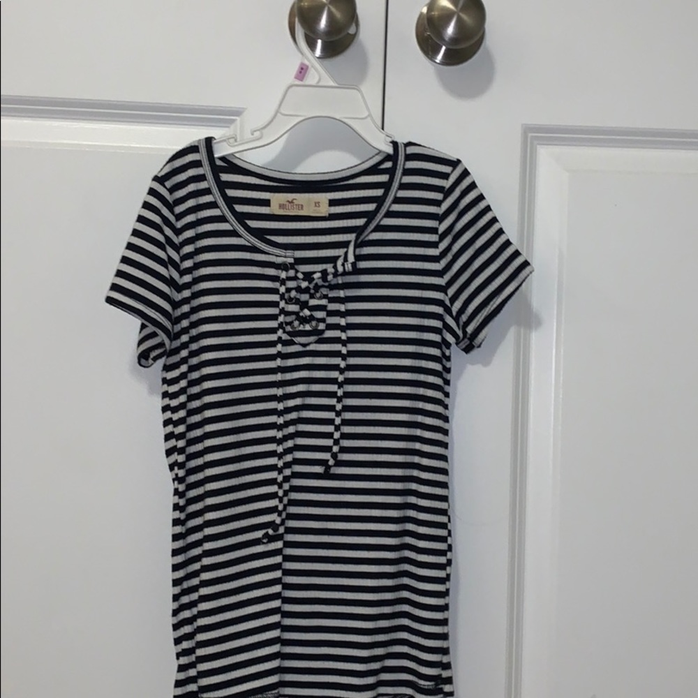 Hollister Tee